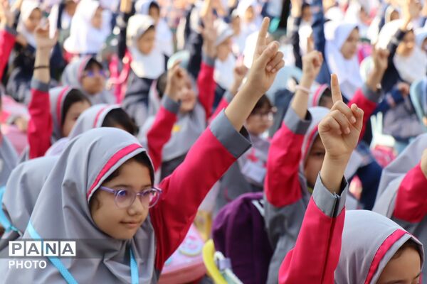 بوی افتخار و ایثار در مدرسه ی بنت الهدی