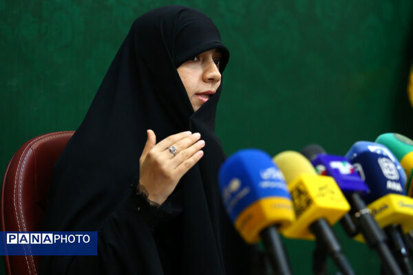 نشست خبری هفته بزرگداشت مقام زن و روز مادر