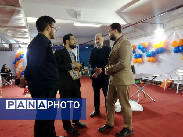 نمایشگاه یاریگران زندگی باحضور مسئولان و چهره‌های فرهنگی و ورزشی کشور