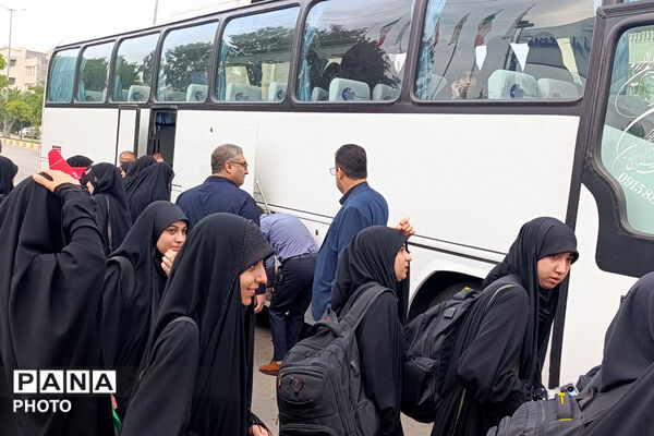 اعزام دانش‌آموزان و دانشجویان بجنوردی به مشهد برای حضور در آیین تشییع پیکر رهبر شهید
