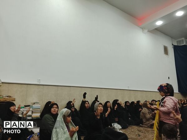   اجتماع مردمی در ناحیه 5 مهشهد به خونخواهی امام سید علی خامنه‌ای 