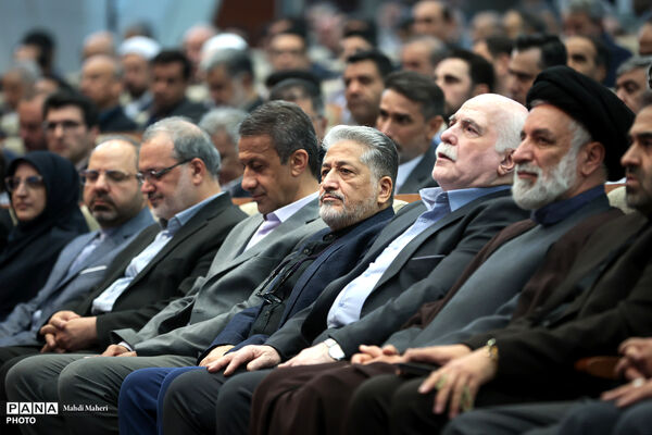 آیین بزرگداشت مقام استاد و سرآمدان آموزشی
