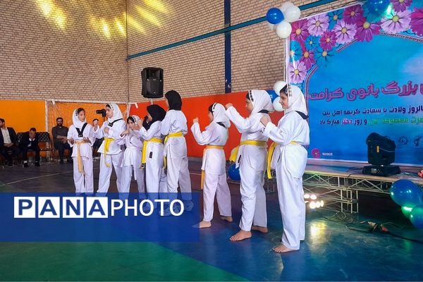 مراسم گرامیداشت دهه کرامت و روز معلم در روستای امیرآباد ملارد برگزار شد