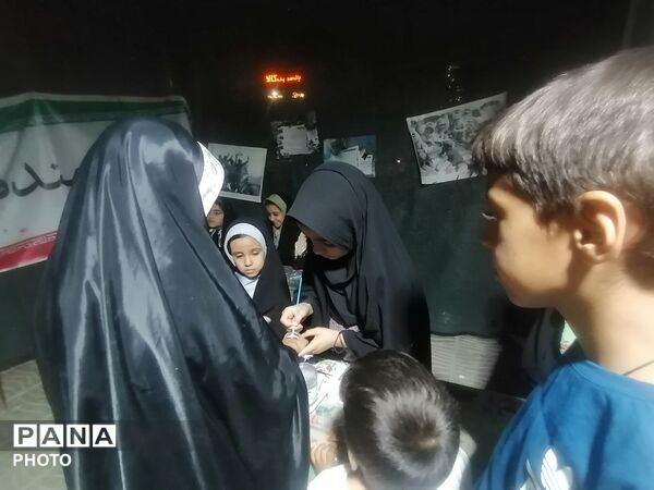 حضور دانش آموزان در موکب سازمان دانش آموزی در یکصد و ششمین شب تجمعات