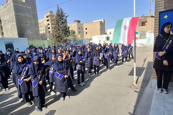 انتخابات همیار مشاور در مدرسه حضرت فاطمه(س)