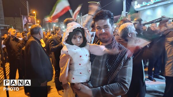 حضور پرشور دهه نودی های ملکانی در تجمعات شبانه