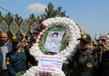 ملکان در سوگ شهیدی از خط مقدم مرزها