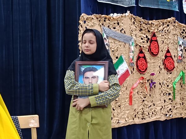 یادواره شهدای فرهنگی و دانش‌آموز شهرستان حاجی آباد