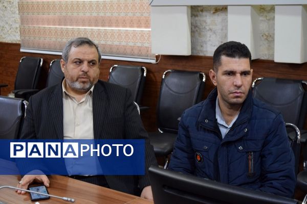 تجلیل از آموزش‌دهندگان و هم‌اندیشی برای آینده روشن در منطقه ۱۴