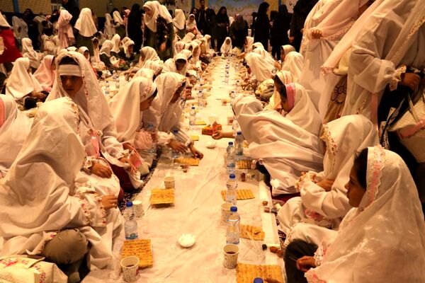 برگزاری جشن تکلیف دختران در مدارس مختلف سملقان