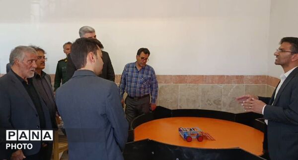 افتتاح کارگاه رباتیک در پژوهش‌سرای شهید باقیان زارچ