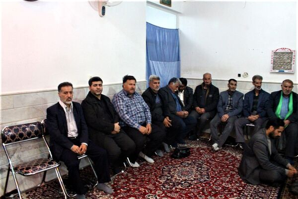 گرامیداشت یاد و خاطره ۱۵ شهید والامقام روستای مومن آباد قم
