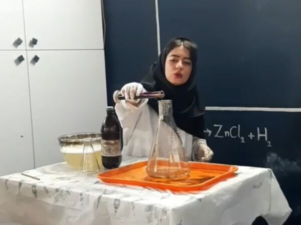 بازدید علمی دانش آموزان دبیرستان بهار آزادی از انگاریوم دانشگاه فردوسی مشهد 