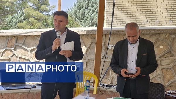 کارگاه‌های تخصصی برنامه ملی نماد ویژه مدیران مدارس شهرستان دنا در اردوگاه شهید مطهری سی‌سخت