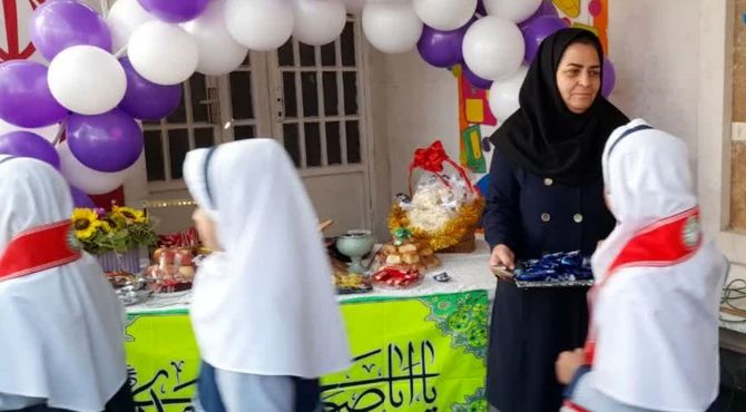 آقاجان تا تو نیایی گره ازکار بشر باز نشود