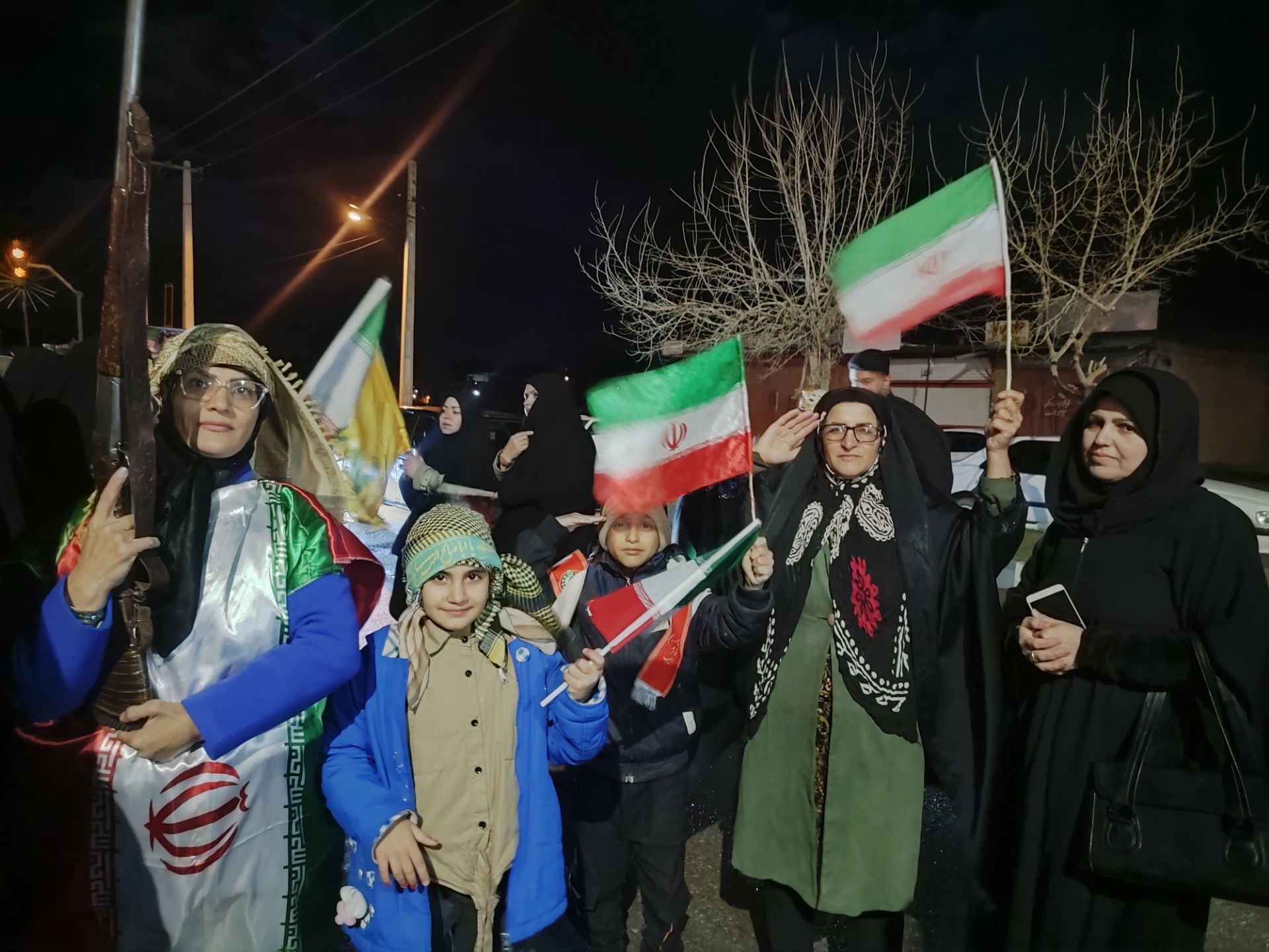 حضور گسترده فرهنگیان و دانش‌آموزان پیشتاز بیرانوند در چهل و سومین اجتماعات شبانه مردم