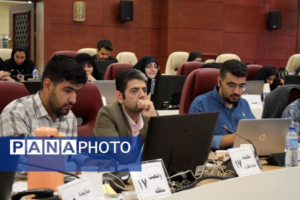 اتاق کنترل وضعیت ستاد انتخابات شهر مشهد