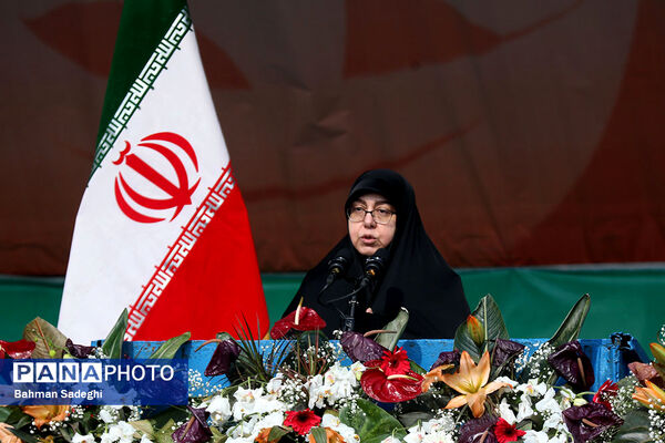 سخنرانی رئیس جمهوری در راهپیمایی ۲۲ بهمن ۱۴۰۳

