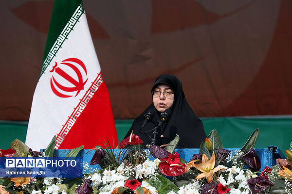 سخنرانی رئیس جمهوری در راهپیمایی ۲۲ بهمن ۱۴۰۳
