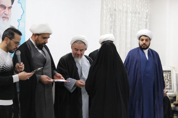 جشن ولادت حضرت فاطمه (س) در حوزه علمیه الزهرا گرمه 