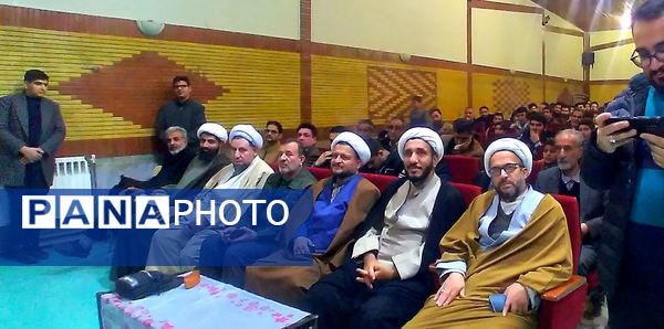 اجلاسیه سراسری نماز دانش‌آموزی شهرستان ملایر