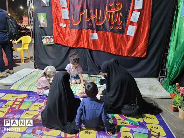 اجتماع دانش آموزان ناحیه سه در میدان احمدآباد