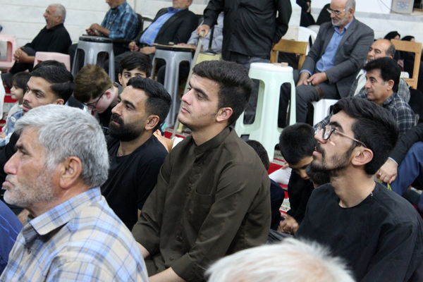 برگزاری مراسم گرامیداشت سالگرد ارتحال امام خمینی (ره) در شهر درق
