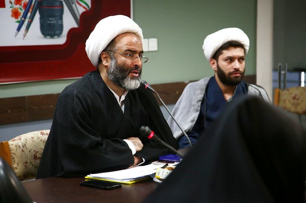 قم پرچم‌دار حرکت‌های دینی و فرهنگی در ایام محرم است