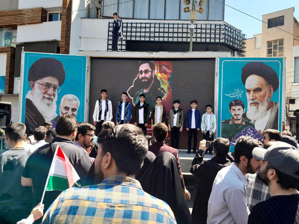 راهپیمایی روز قدس همراه با تشییع پیکر شهید صداقت در قم