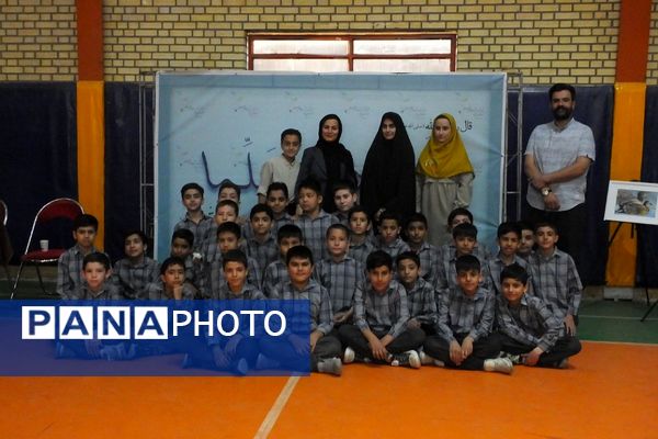 نقش‌بستن ارادت بر بوم هنر؛ نخستین رویداد هنری دانش‌آموزی پیشوا در بزرگداشت مقام معلم