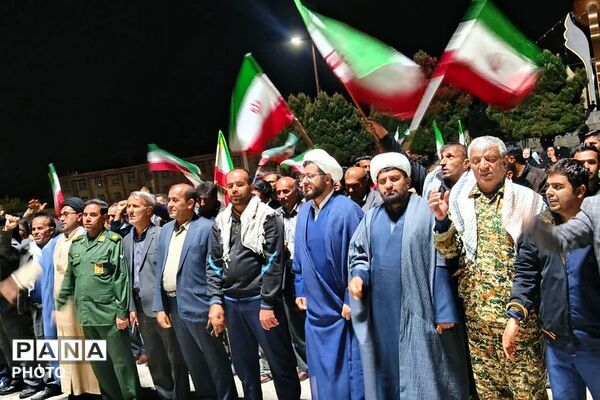 دیشموکی‌ها همچنان پای کار انقلاب