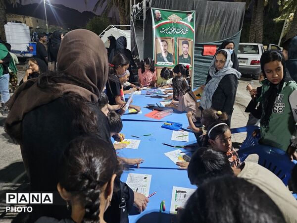 موکب سازمان دانش‌آموزی حاجی‌آباد؛ میعادگاهِ خدمت به جاماندگانِ اربعین