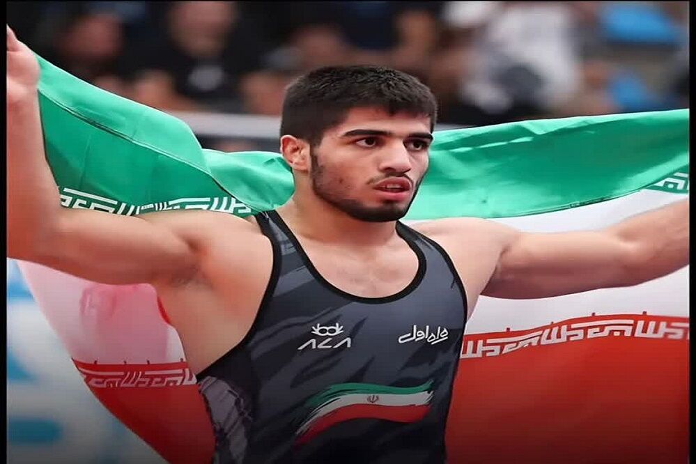 دانش‌آموز قهرمان جهان از رویارویی با ورزشکار اسرائیلی انصراف داد