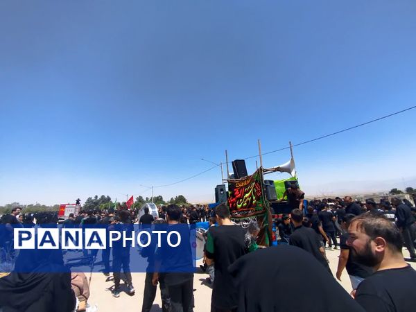 دسته عزاداری ظهر عاشورا در فاروج 