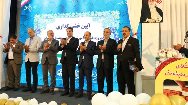 خشت گذاری ۵ پروژه‌ عمرانی منطقه ۵ آموزش و پرورش شهر تهران