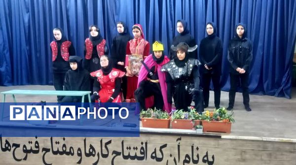 قطار داوری آثار چهل و سومین جشنواره فرهنگی هنری آموزش و پرورش ناحیه ۳ به ایستگاه پایانی رسید