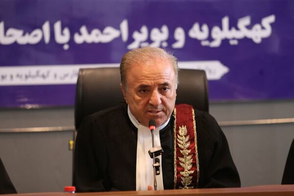 نشست خبری هیأت مدیره کانون وکلای دادگستری فارس و کهگیلویه بویر احمد با اصحاب رسانه