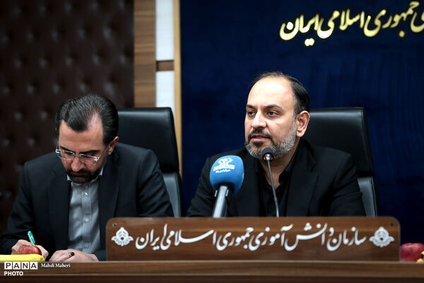 مراسم تکریم  و معارفه قائم‌مقام سازمان دانش‌آموزی