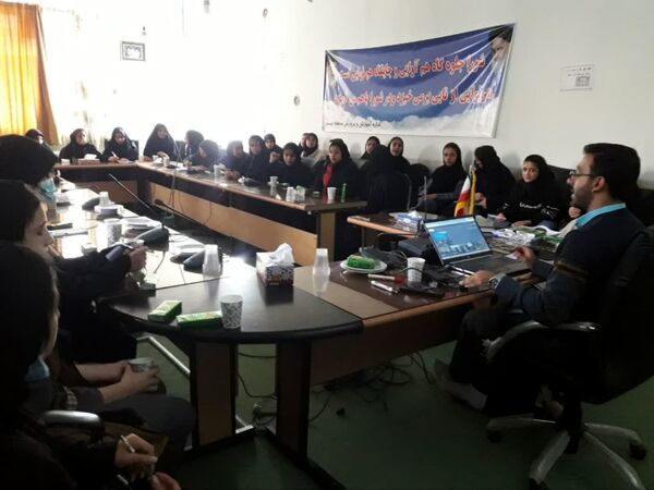 کلاس آموزش خبرنگاری برای دانش‌آموز خبرنگاران شهرستان نیر