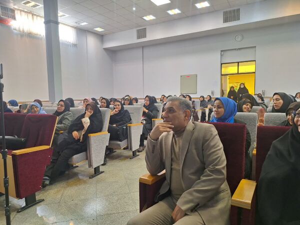 آیین تجلیل پایه گذاران مهر و امید در ناحیه۶ مشهد
