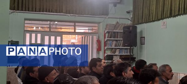 جلسه آموزش خانواده ویژه والدین پایه‌های دهم و یازدهم در دبیرستان شاهد ابوذر غفاری 