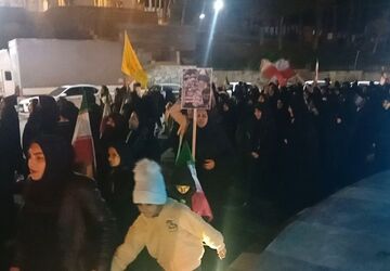 حضور پرشور الیگودرزی ها در خونخواهی رهبر شهید و بیعت با رهبر جدید