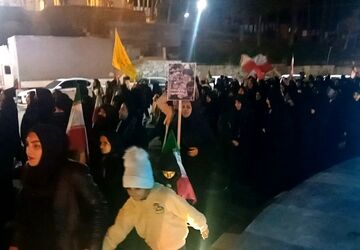 حضور پرشور الیگودرزی ها در خونخواهی رهبر شهید و بیعت با رهبر جدید