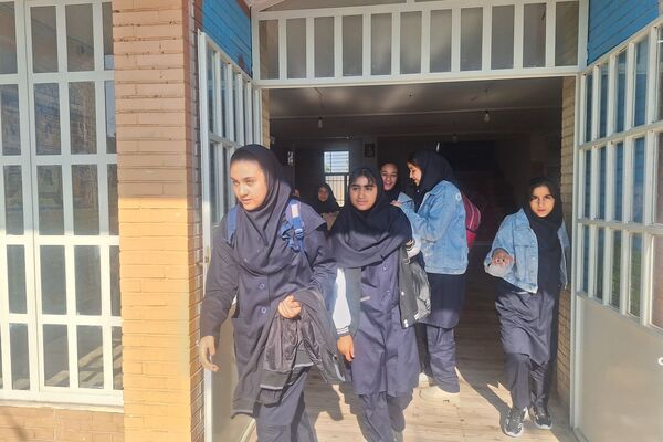 اردوی دانش‌آموزی آموزشگاه پویش به سینما