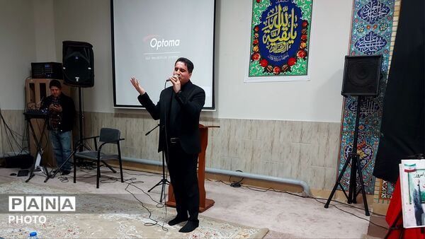 مراسم بزرگداشت چهلمین روز شهادت امام شهید امت و شهدای دبستان میناب 