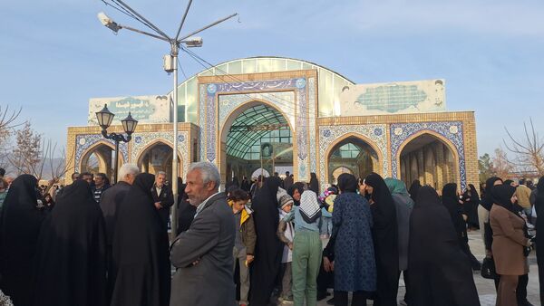 آیین چراغ برات در مزار شهیدان خلیل آباد 