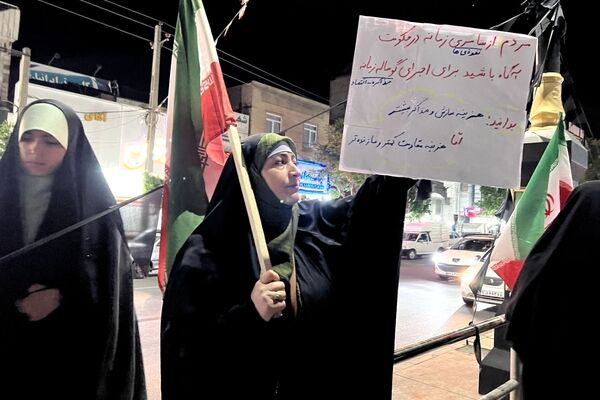 تجمع و راهپیمایی پرشور مردم ساوجبلاغ 