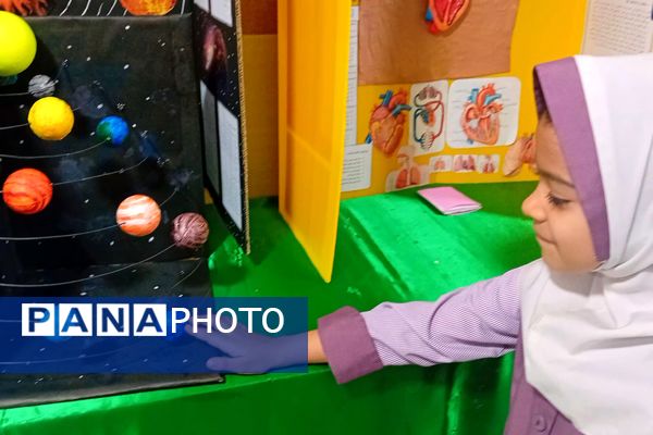 نمایشگاه جابربن حیان در مدارس رباط‌کریم