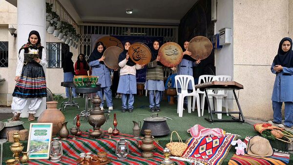طلوع فرهنگ مازندران در مدرسه شهید بهداشت 