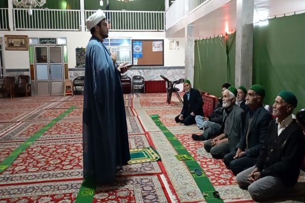 گذری بر اولین روز اعتکاف دانش آموزی سه روز در بهشت، شهر بار نیشابور